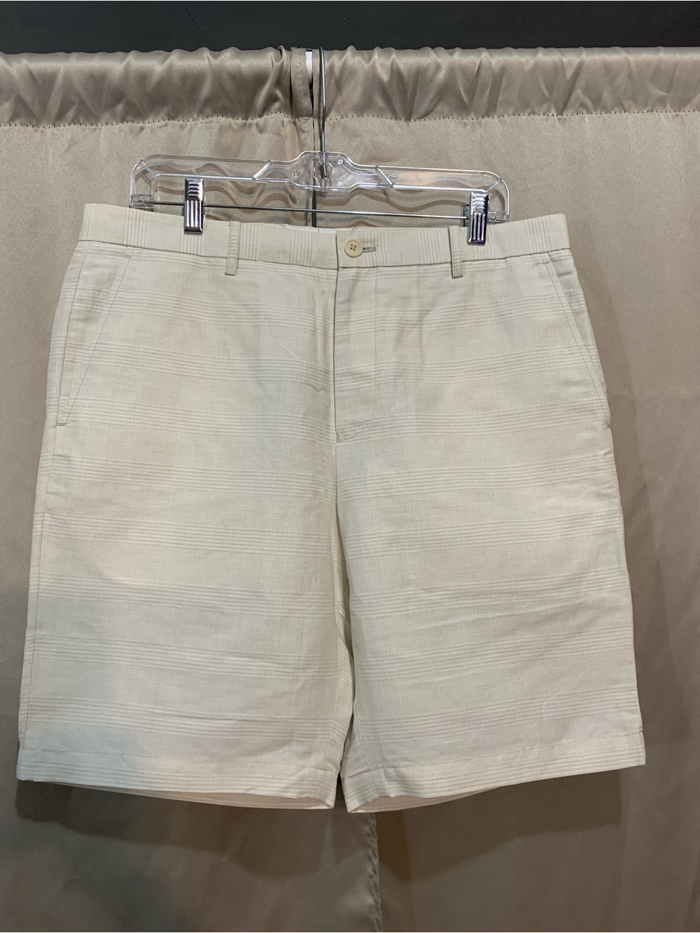 John Varvatos Cream Flat-Front Men's Shorts 99/2